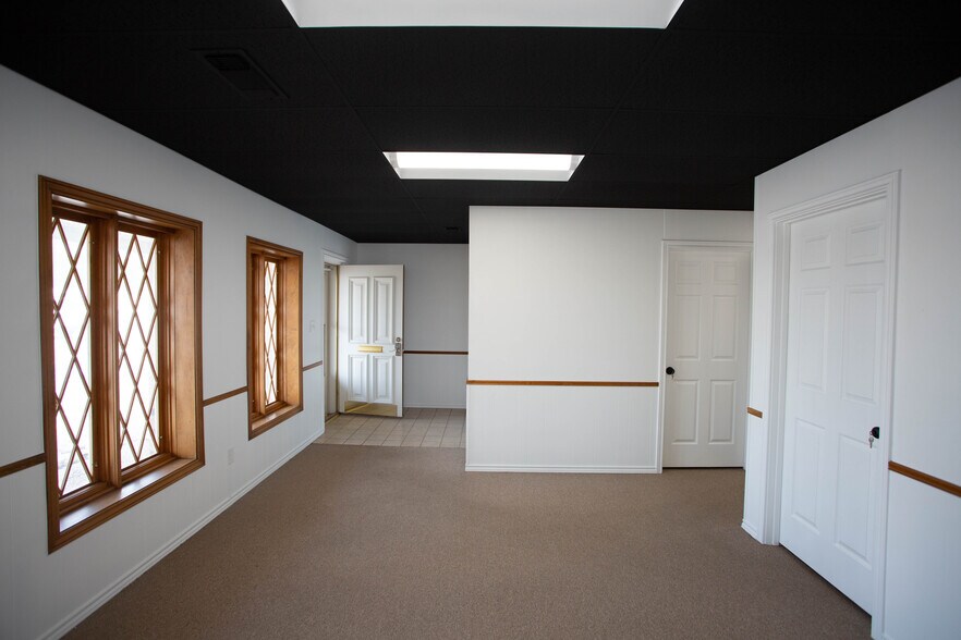 More Photos Of 2811 74th St, Lubbock Office Residential For Sale