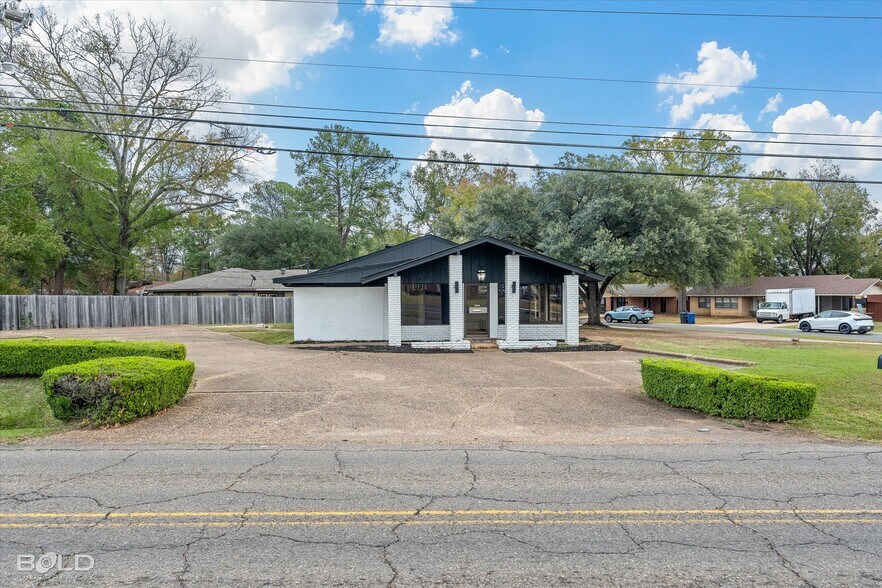 More Photos Of 9099 Mansfield Rd, Shreveport Healthcare For Sale
