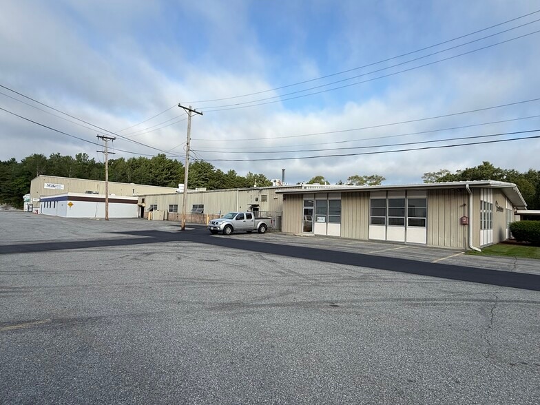 Primary Photo Of 100 Chelmsford Rd, Billerica Manufacturing For Lease