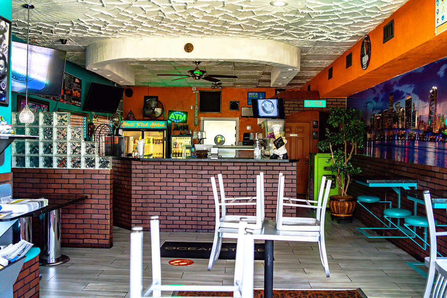 More Photos Of 5601 Pembroke Rd, Hollywood Restaurant For Sale