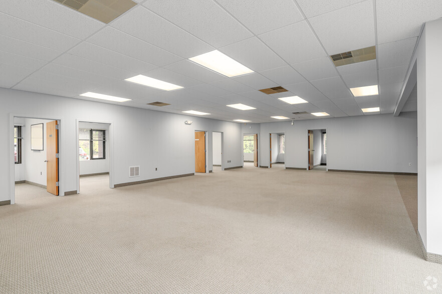 Photo of 1st Floor Ste 240, Building 595