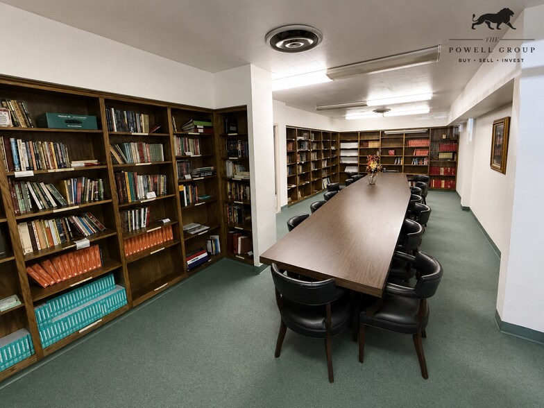 More Photos Of 4810 Avenue P, Lubbock Religious Facility For Sale
