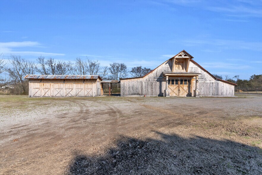 More Photos Of 6853 Lascassas Pike, Lascassas Industrial For Sale