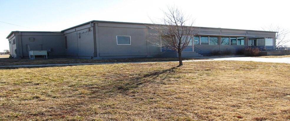 Primary Photo Of 3213 Arnold Ave, Salina Office For Lease
