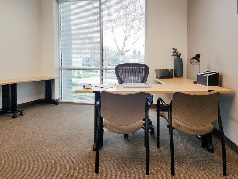 More Photos Of 1024 Iron Point Rd, Folsom Coworking Space