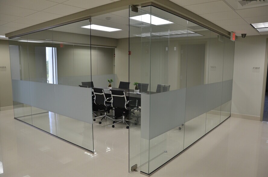 More Photos Of 3200 N University Dr, Coral Springs Office For Lease