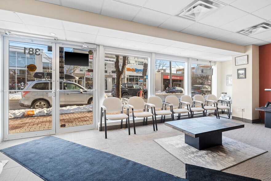 More Photos Of 381 Richmond Rd, Ottawa Storefront Retail Office For Lease