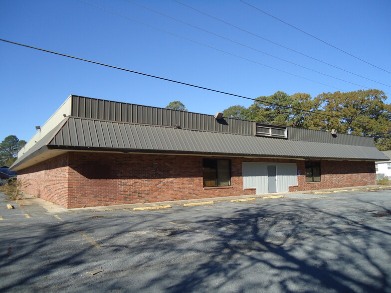 More Photos Of 1018 McNeal St, Malvern Lodge Meeting Hall For Sale