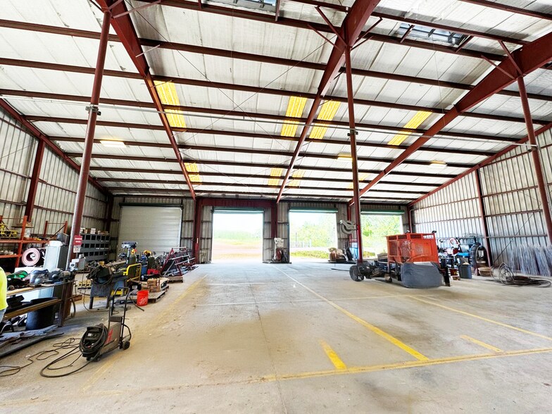 More Photos Of 8235 State Road 33 N, Lakeland Warehouse For Sale