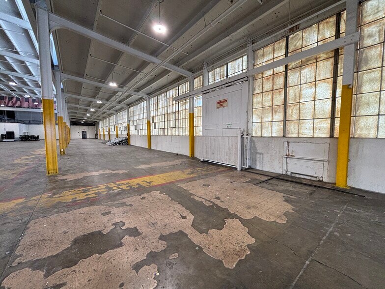 More Photos Of 3850 Santa Fe Ave, Vernon Manufacturing For Lease