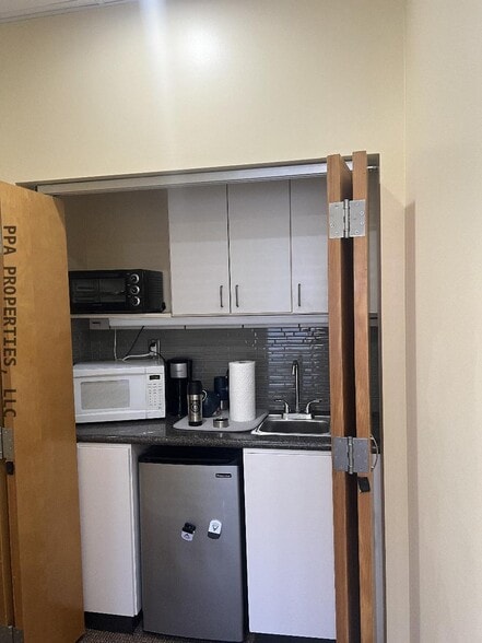 More Photos Of 3717 University Dr, Durham Office For Lease