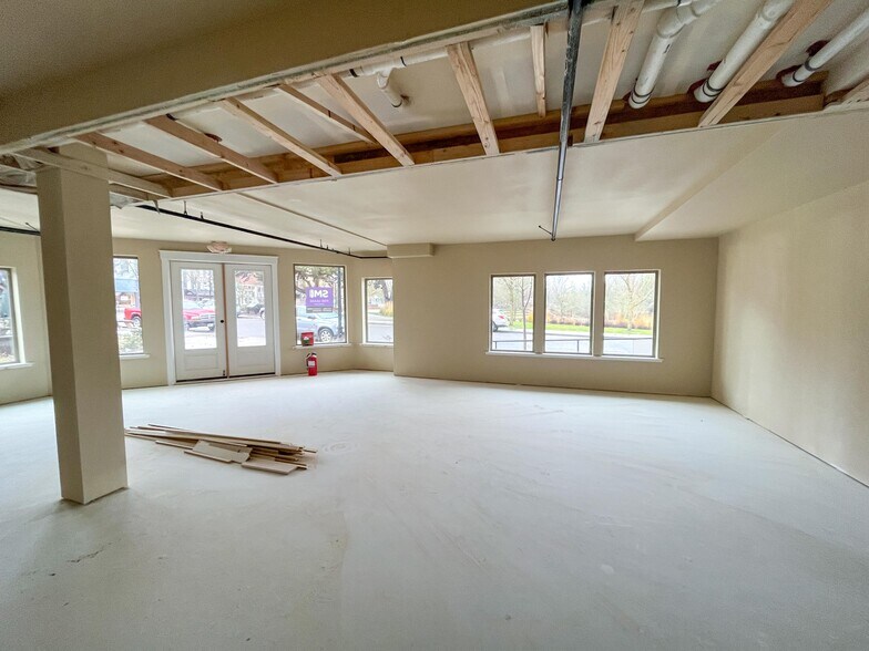 More Photos Of 107 C Street, Independence Apartments For Lease