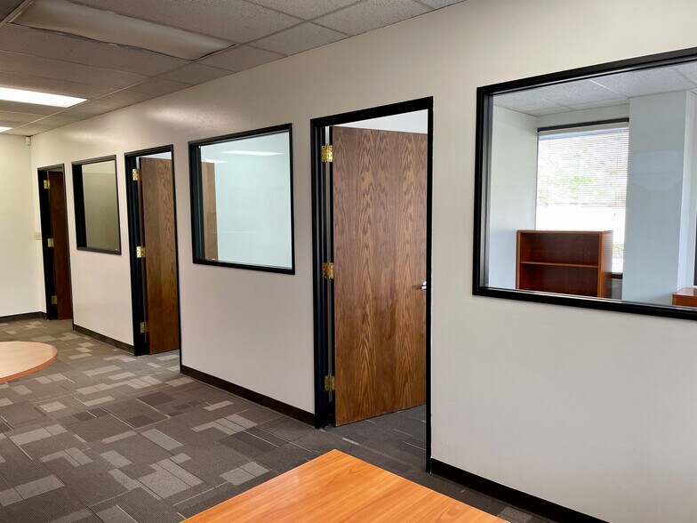 More Photos Of 430 Silver Spur Rd, Rancho Palos Verdes Medical For Lease