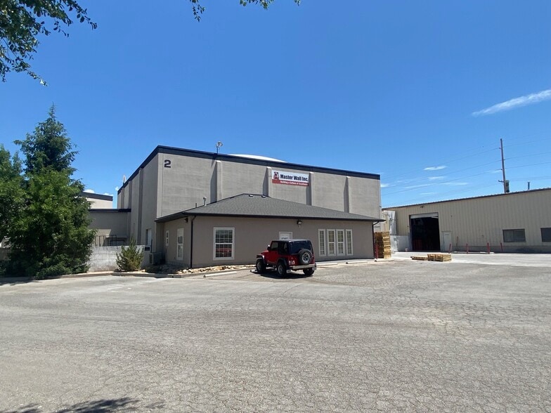 More Photos Of 810 W Utah Ave, Payson Warehouse For Sale