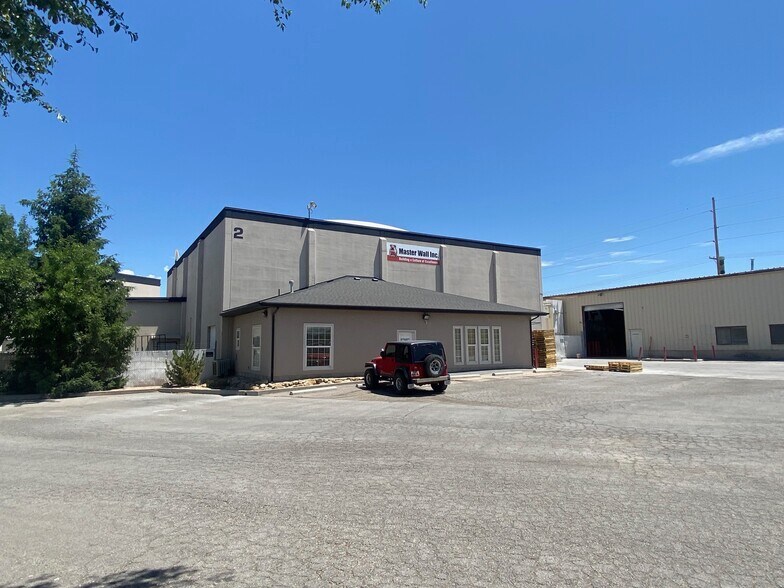 More Photos Of 810 W Utah Ave, Payson Warehouse For Sale