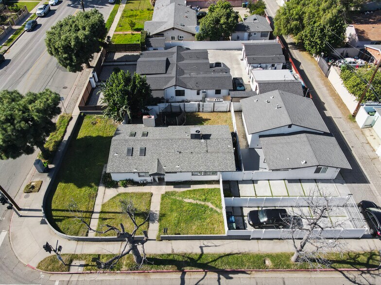 More Photos Of 15801 Chatsworth St, Granada Hills Multifamily For Sale