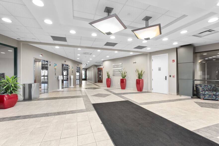 More Photos Of 10304 Spotsylvania Ave, Fredericksburg Office For Lease