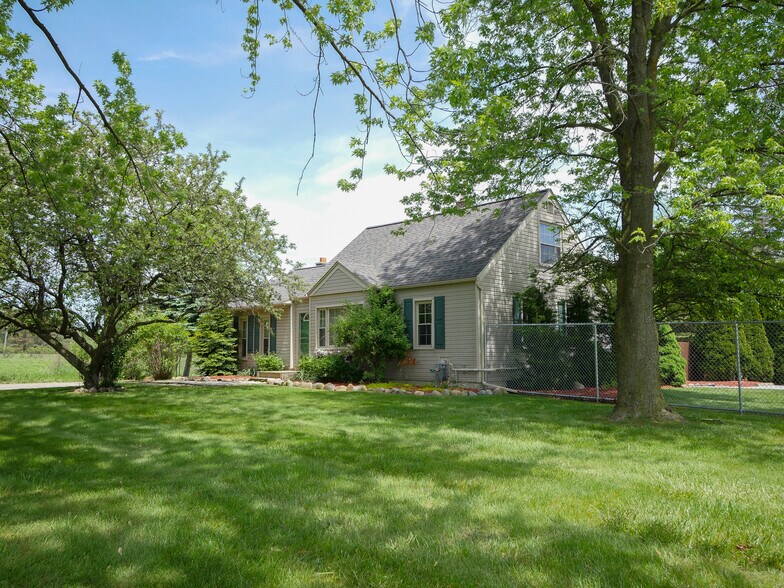 More Photos Of 75600 Van Dyke Rd, Bruce Twp Specialty For Sale