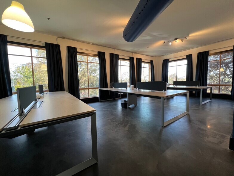 More Photos Of 319 Atlanta St, Marietta Office For Sale