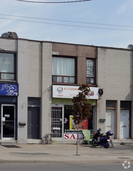 More Photos Of 868-872 The Queensway, Toronto General Retail For Sale