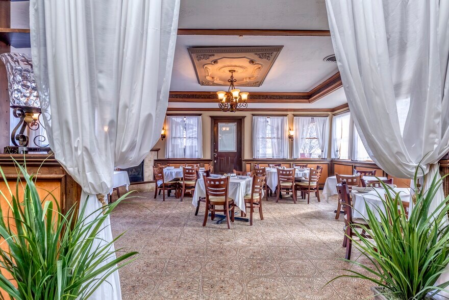 More Photos Of 812 Ulster Ave, Kingston Freestanding For Sale