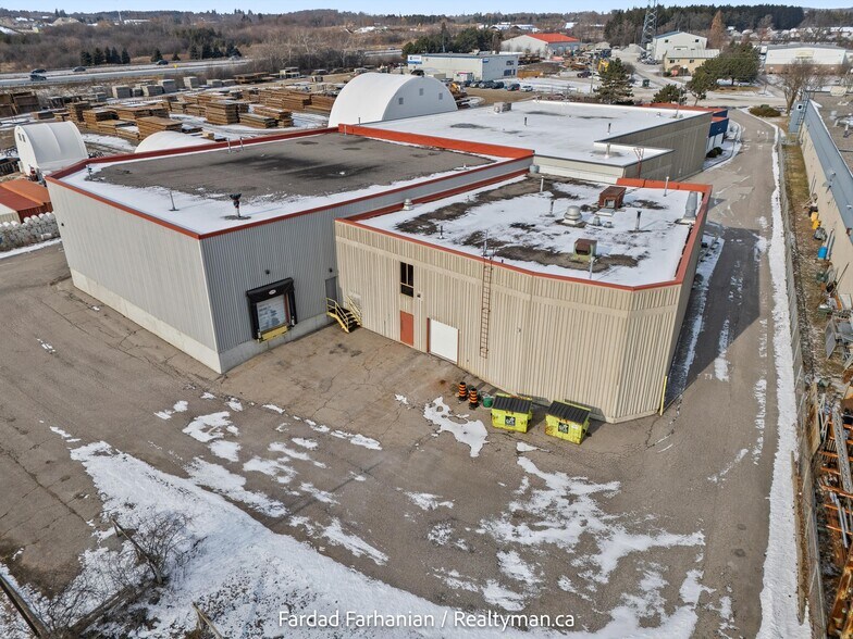 More Photos Of 42 Cardico Dr, Whitchurch-Stouffville Warehouse For Sale