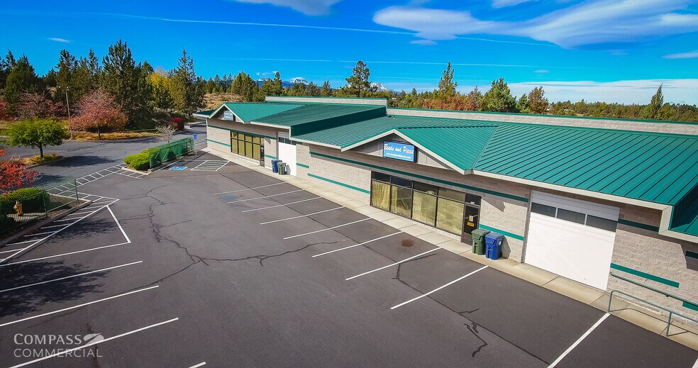 More Photos Of 63830 Clausen Rd, Bend Industrial For Lease
