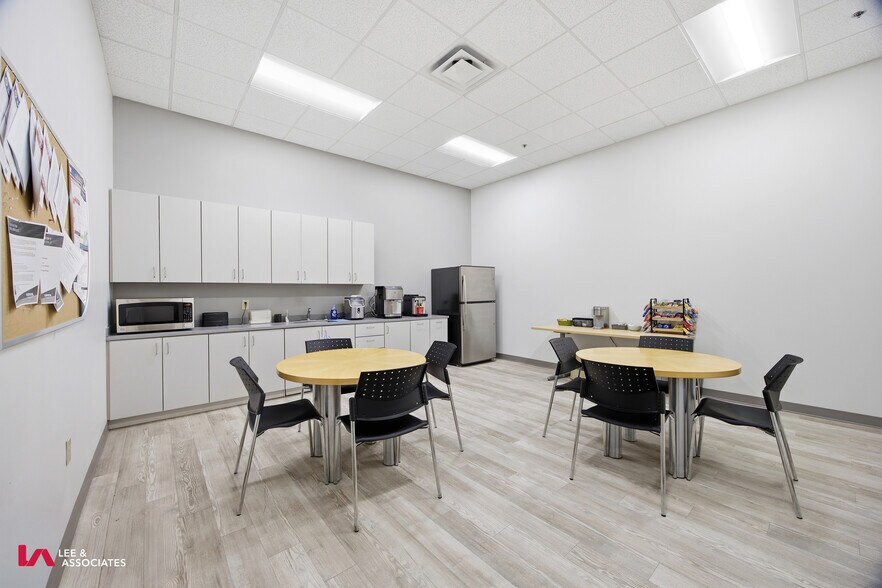 More Photos Of 1000 Cobb Place Blvd, Kennesaw Light Distribution For Lease