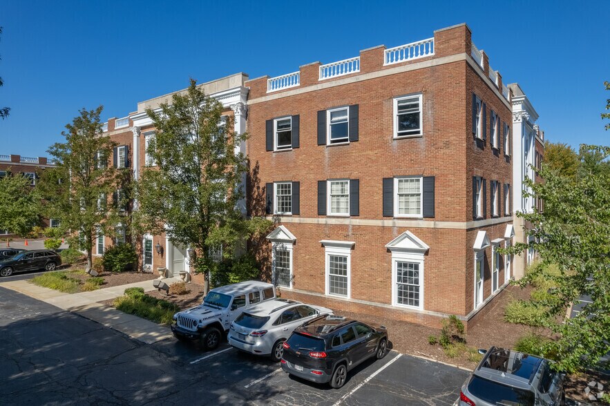Primary Photo Of 29225 Chagrin Blvd, Pepper Pike Medical For Lease