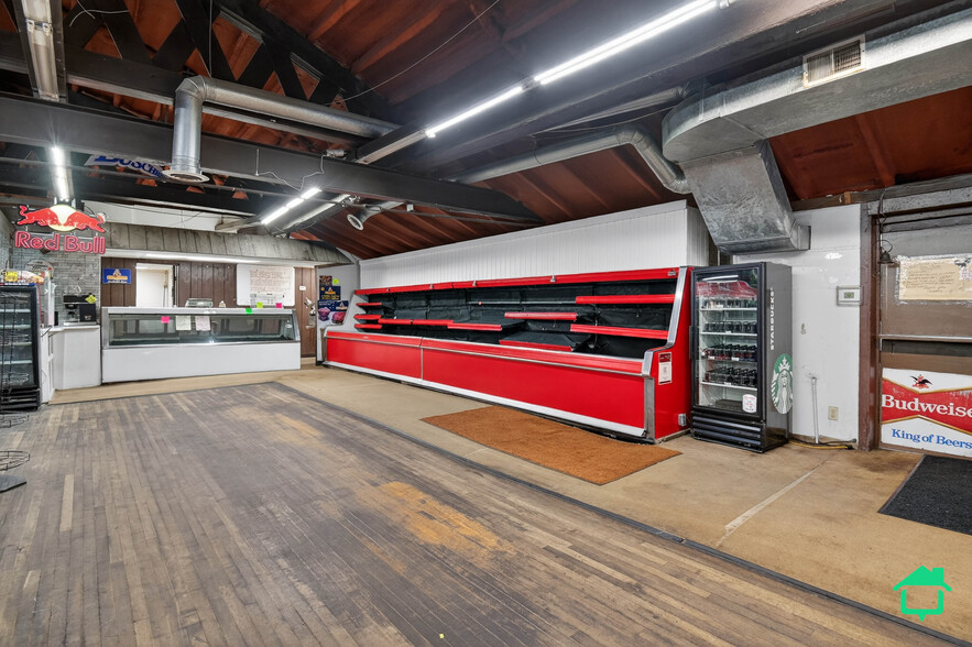 More Photos Of 12763 Ostrander Rd, Maybee Supermarket For Sale