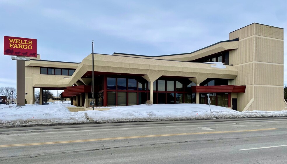 Primary Photo Of 730 Center Ave, Moorhead Office For Sale