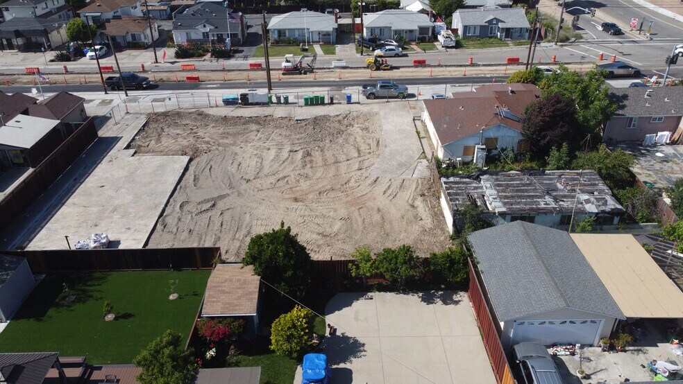 More Photos Of 867 E Lewelling Blvd, Ashland Land For Sale