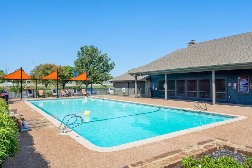 More Photos Of 6326 S 107th East Ave, Tulsa Apartments For Sale