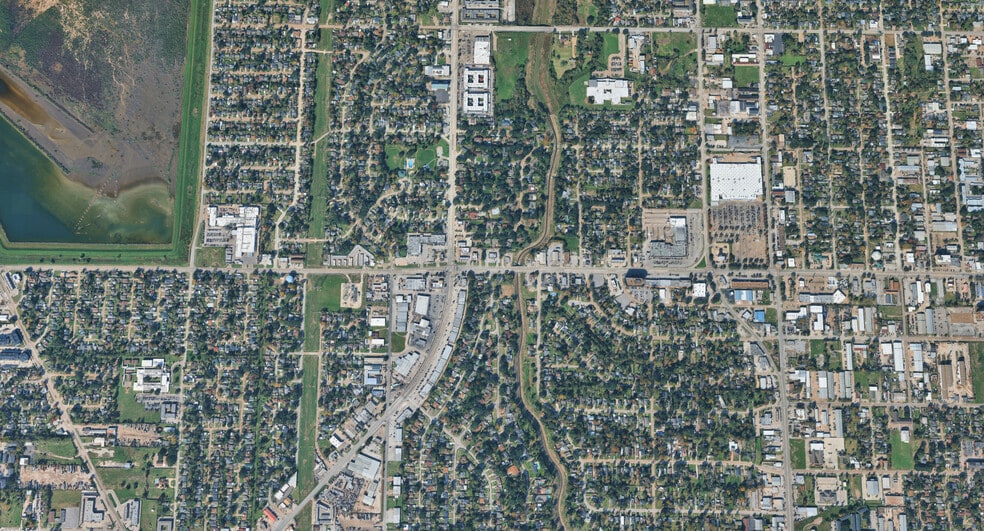 More Photos Of 918 W Southmore Ave, Pasadena Freestanding For Lease