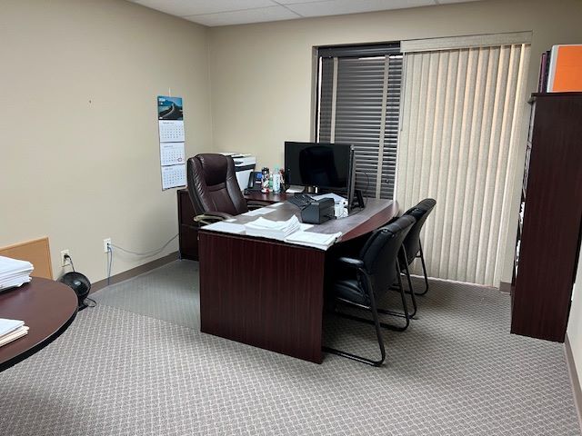 More Photos Of 4416 74th St, Lubbock Office For Sale