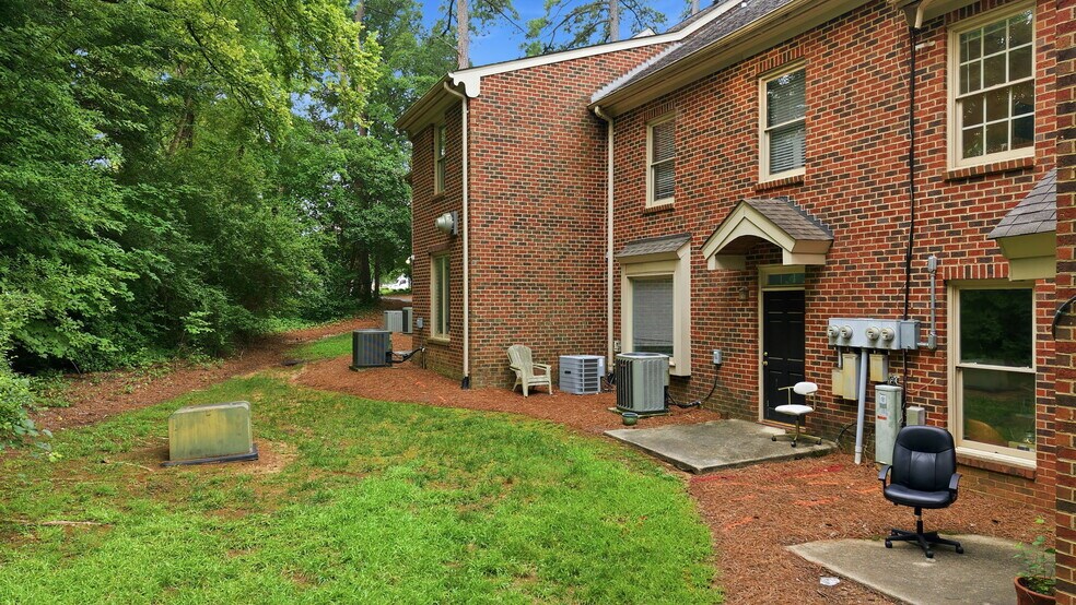 More Photos Of 4924 Windy Hill Dr, Raleigh Office For Lease