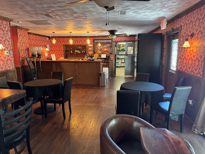 More Photos Of 316 Cooper St, Cedar Hill Restaurant For Sale
