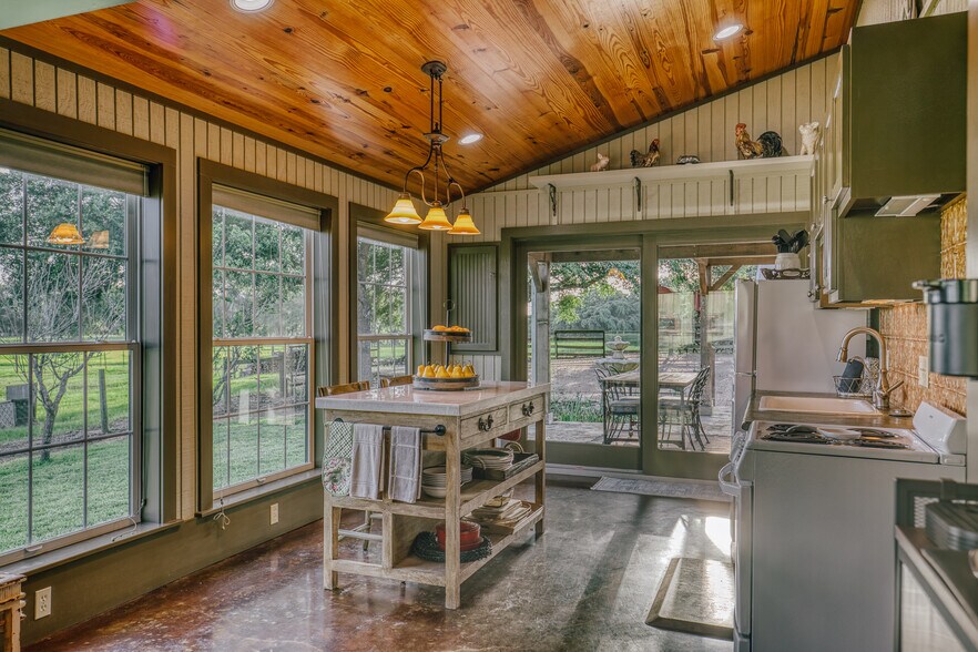 More Photos Of 1034 Hilbun Rd, New Ulm Land For Sale