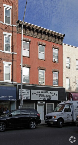 Primary Photo Of 634 Newark Ave, Jersey City Storefront Retail Residential For Lease