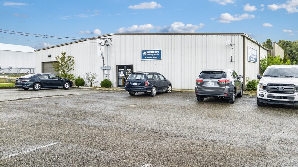 116 Commerce Dr, Radcliff, KY 40160 Industrial For Sale