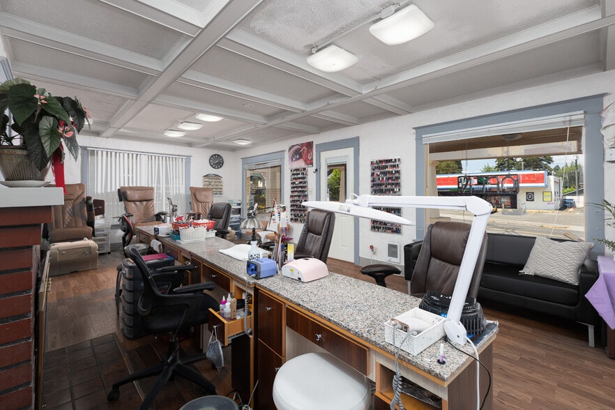 More Photos Of 3606 S 12th St, Tacoma Freestanding For Sale