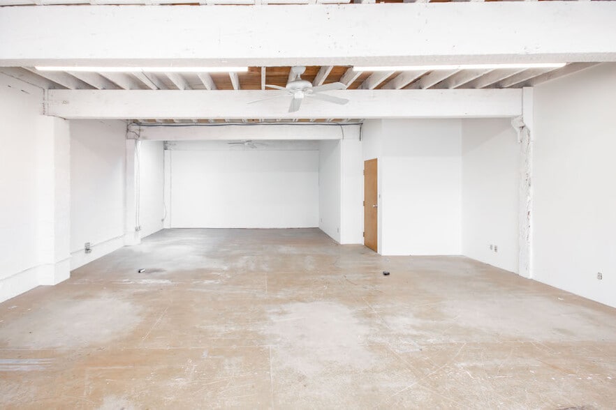 More Photos Of 381 Railway St, Vancouver Warehouse For Lease