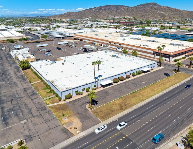 More Photos Of 2222 W Peoria Ave, Phoenix Manufacturing For Lease