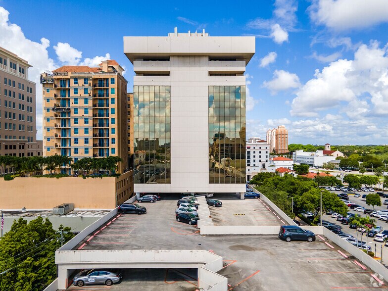 More Photos Of 2655 Le Jeune Rd, Coral Gables Office For Lease