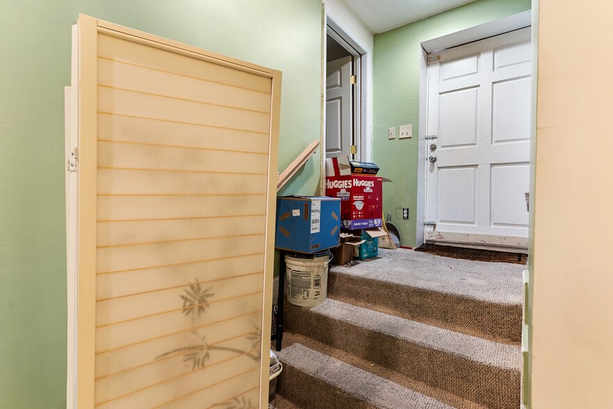 More Photos Of 226 E Main St, Union Storefront Retail Residential For Sale