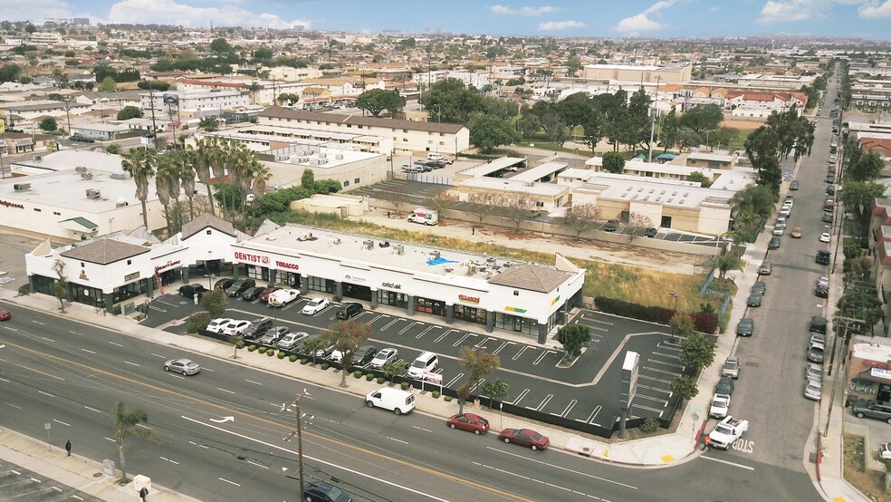 More Photos Of 3933 W Rosecrans Ave, Hawthorne General Retail For Lease