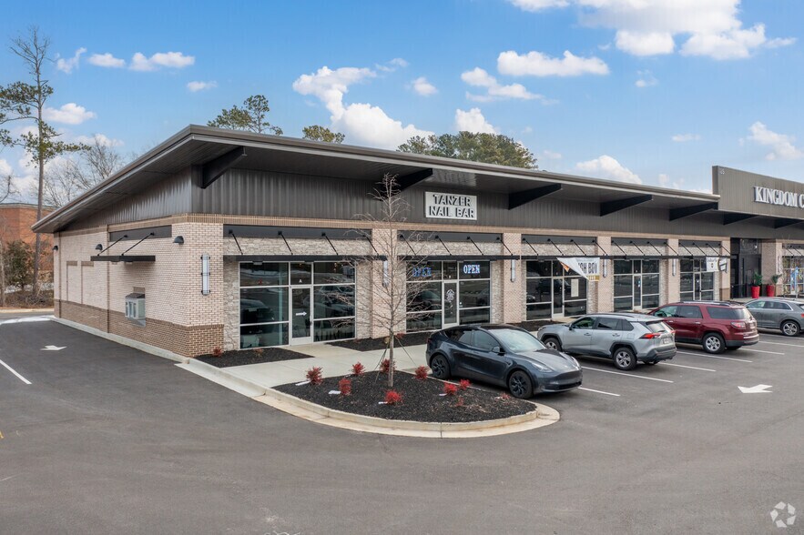 Primary Photo Of 185 New Hope, Fayetteville General Retail For Sale