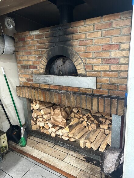 More Photos Of 17 Cherry Plain Sq, Berlin Restaurant For Sale