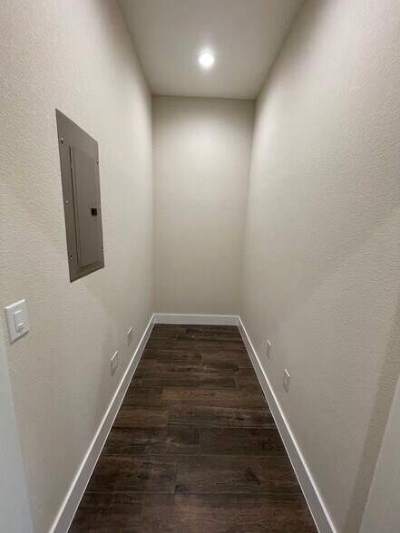 More Photos Of 2951 FM 1460, Georgetown Office For Sale