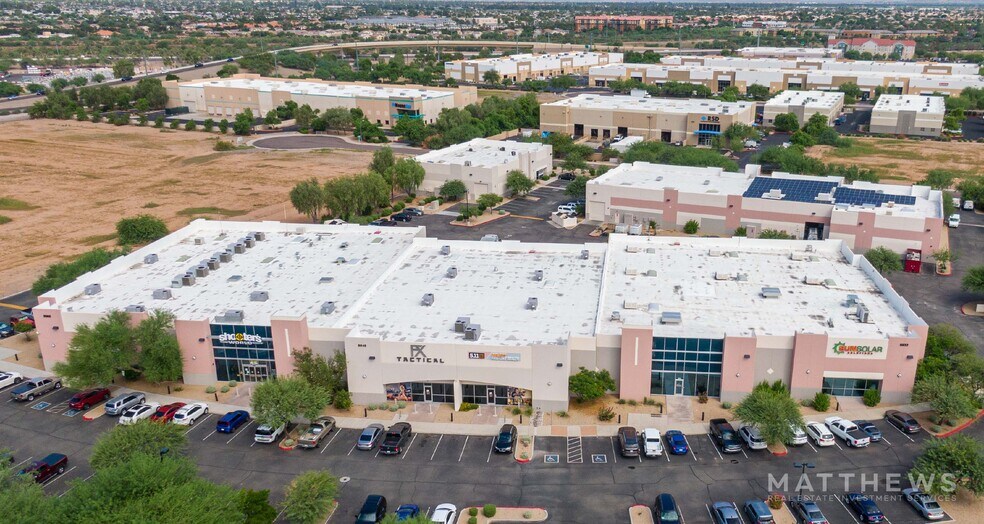 More Photos Of 8932 W Cactus Rd, Peoria Warehouse For Lease